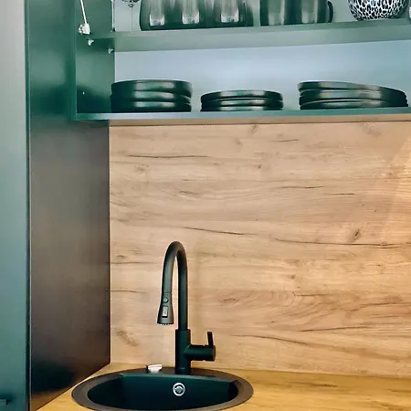 371living, Altbau-charme Am Kassberg, Perfekt Fuer Workation, Urlaub Oder Kurztrip, Entdecke Chemnitz, Moderne Kueche, Waschmaschine, Smart Tv, Schnelles Wlan, Bequemes Bett Апартаменты Хемниц